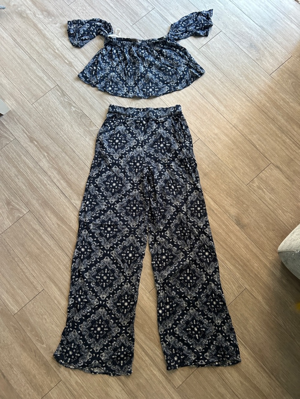 NWT Pitaya Paisley Bandana2-piece Outfit